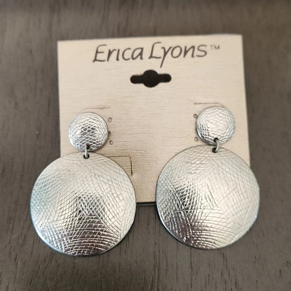 Post dangle earrings - Picture 1 of 2